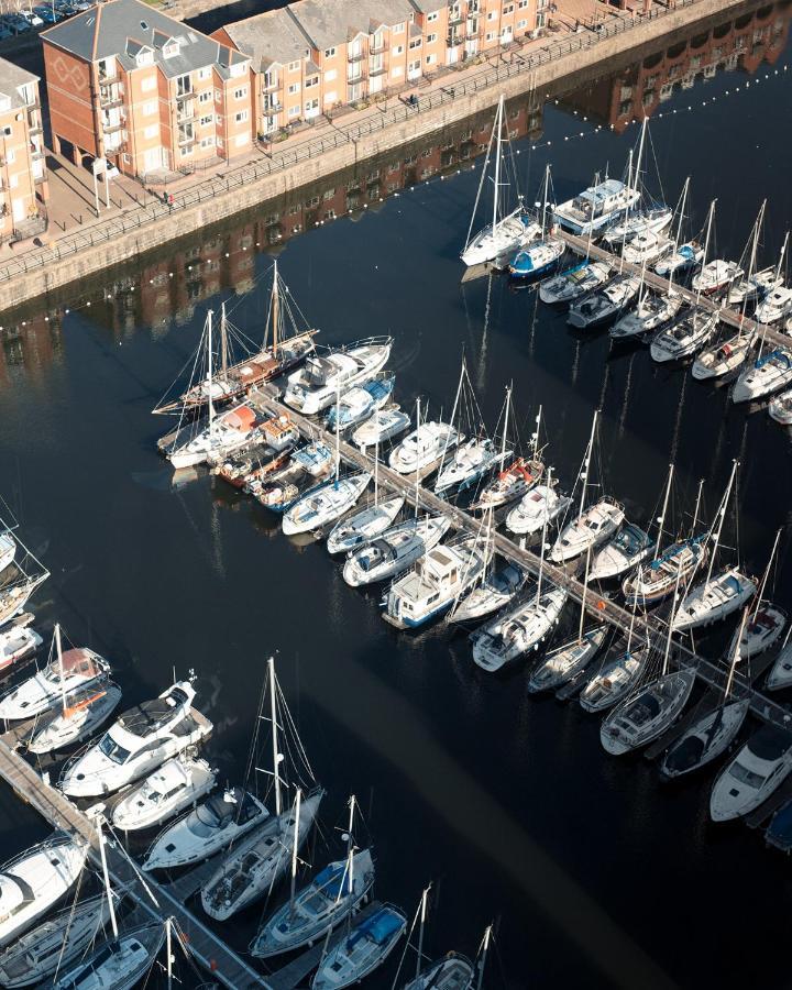 Beach On The Doorstep Meridian Tower Marina Swansea Apartman Kültér fotó