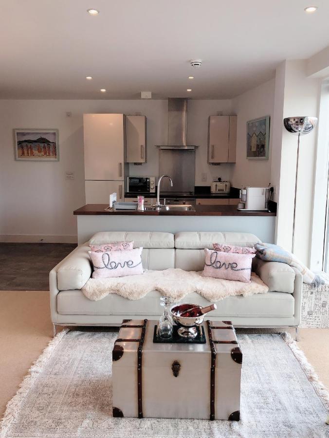 Beach On The Doorstep Meridian Tower Marina Swansea Apartman Kültér fotó
