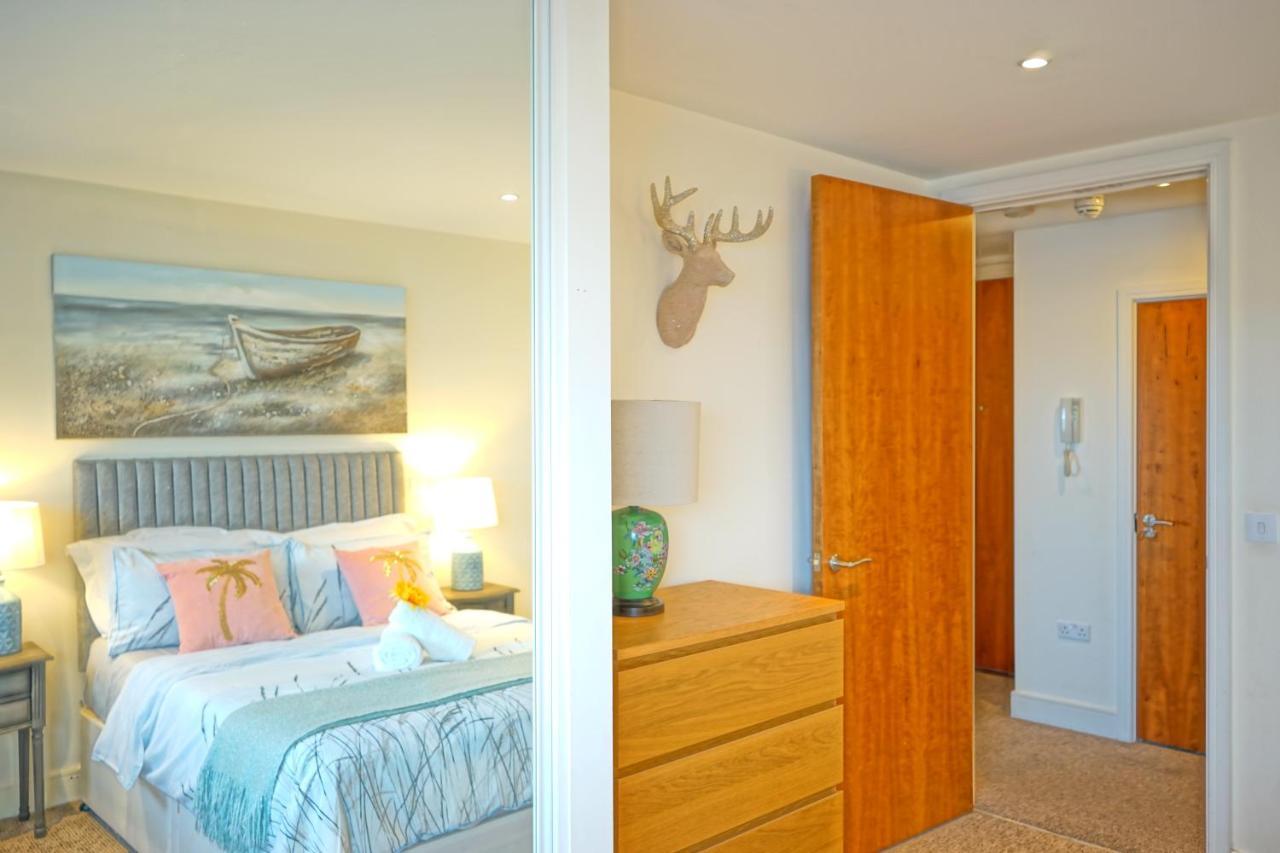 Beach On The Doorstep Meridian Tower Marina Swansea Apartman Kültér fotó